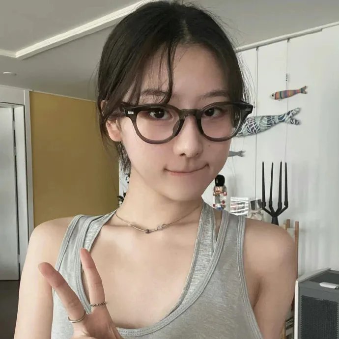 自己去看海报